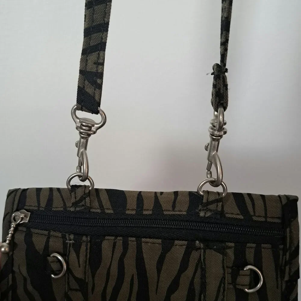 Baggallini Crossbody Teenee Phone Bagg
Green and Black Zebra Print - Picture 8 of 9